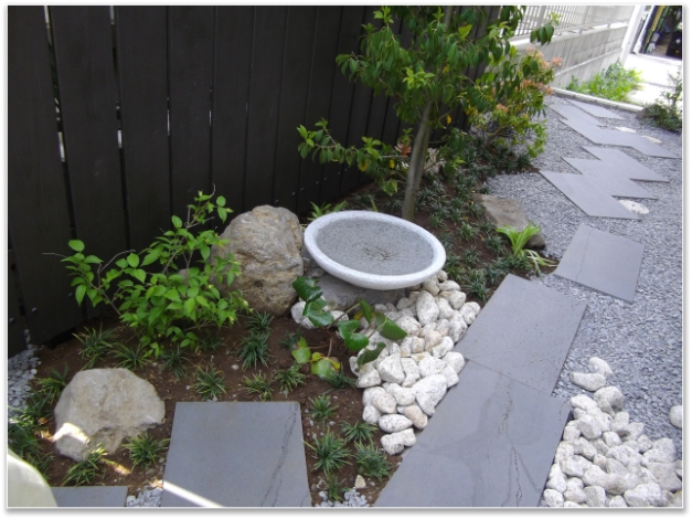 和庭に生まれ変わる通路 K様邸 柏市 エクステリア施工例 千葉県柏市 エクステリア 外構 ボックスウッド