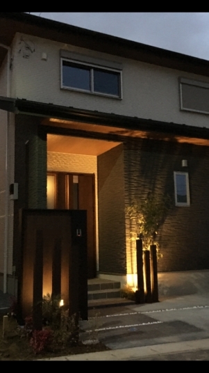 004 004